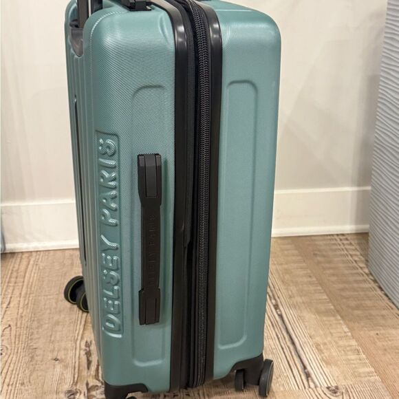 Delsey Paris Shadow 6.0 Expandable 20" Spinner Carry-on Luggage travel bag - Picture 16 of 16